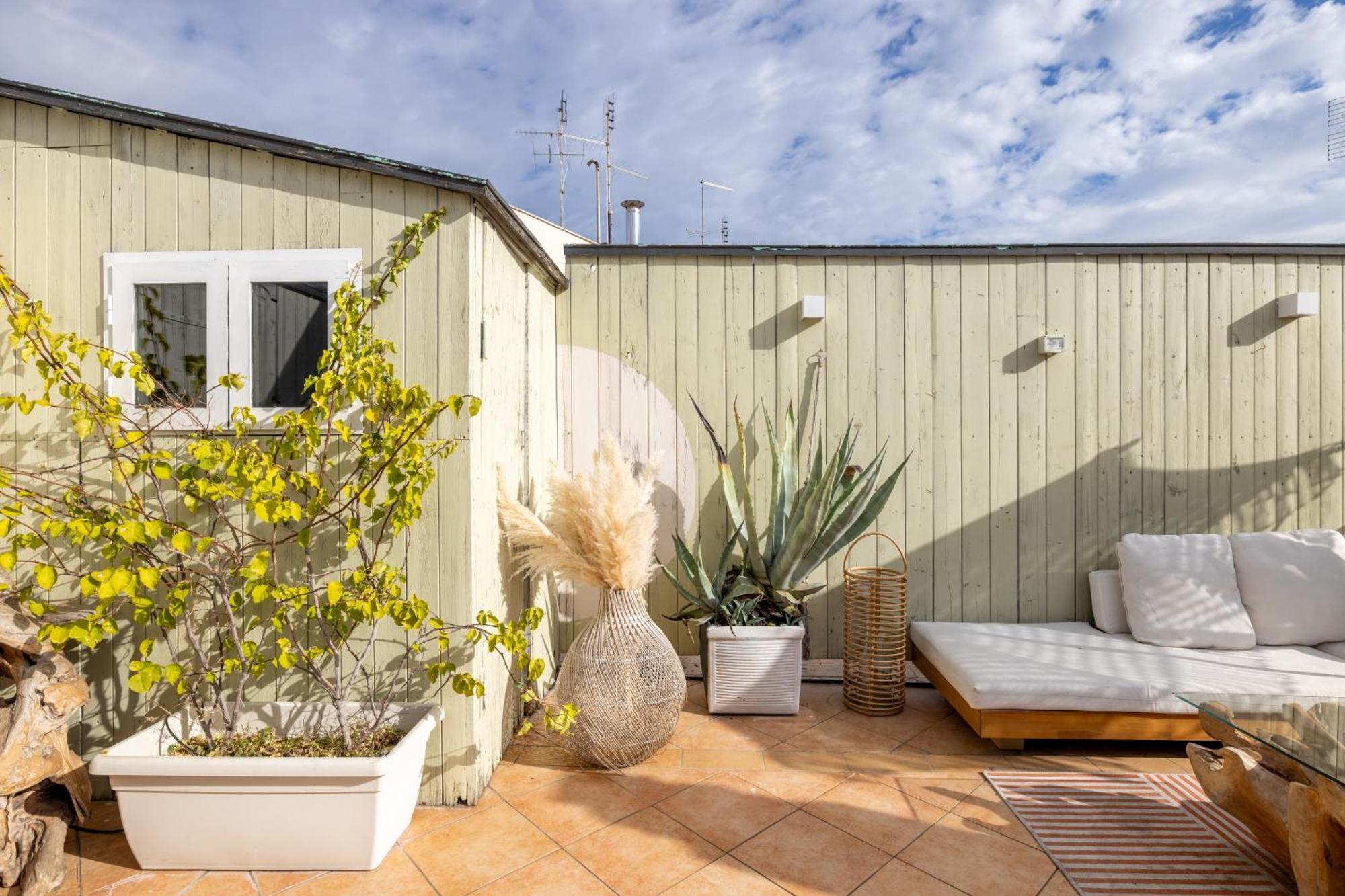 Aria Penthouse & Garden Apartment Rome Bagian luar foto